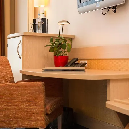 Von Euch Hotel 3*